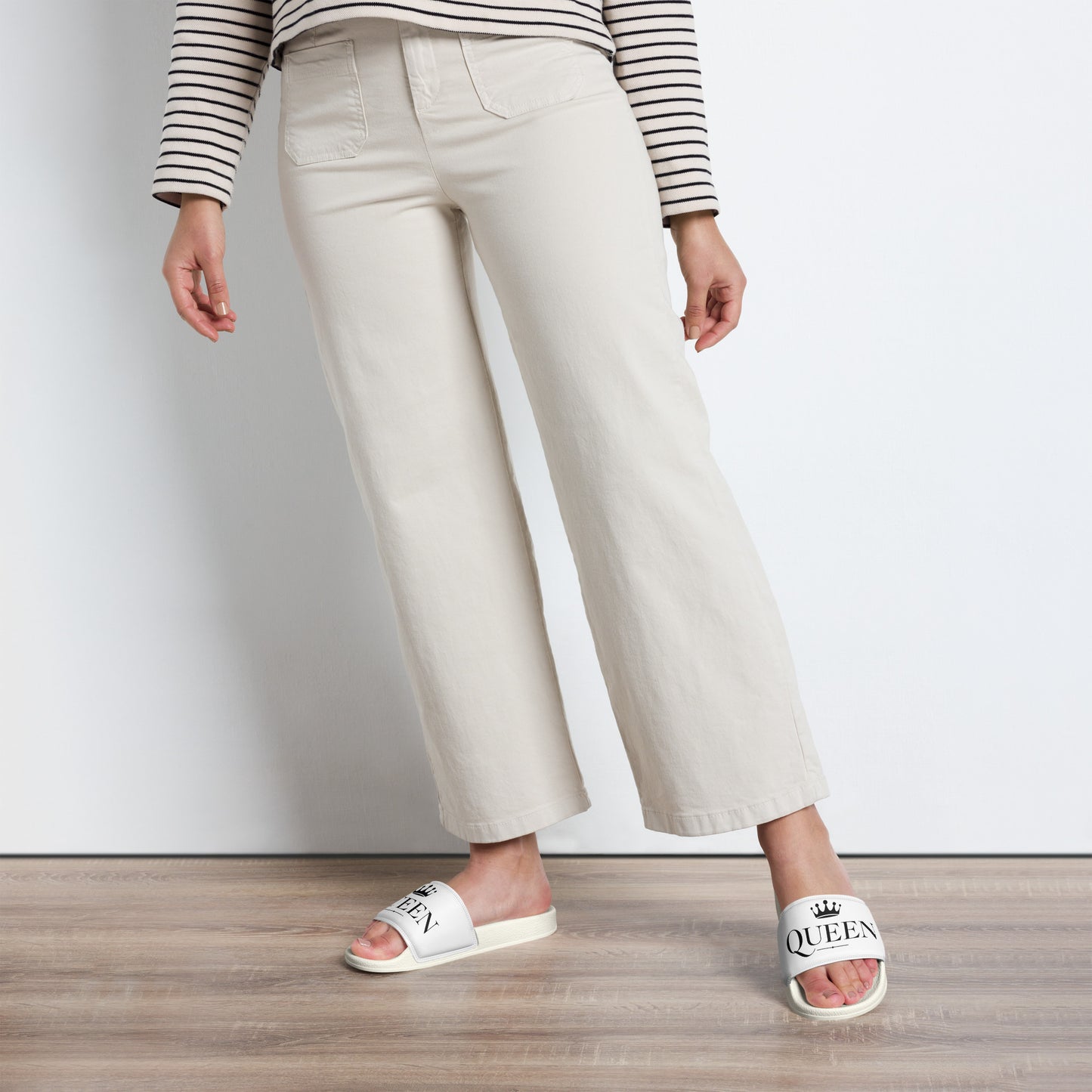 Women's slides (Queen)